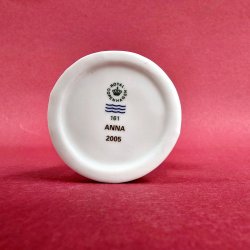 Royal Copenhagen Figur Anna Med Gaver nr.161. sortering 1 