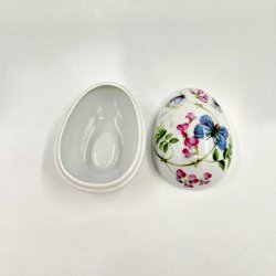 Royal Copenhagen Bonbonniere P�ske�g 2012. Sortering 1 