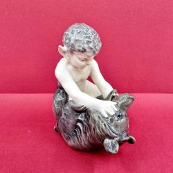 Royal Copenhagen Figur Faun Med Bjrn nr. 648. sortering 1  