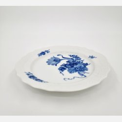 Bl Blomst Svejfet Stor Kagetallerken nr. 10-1625. sortering 1