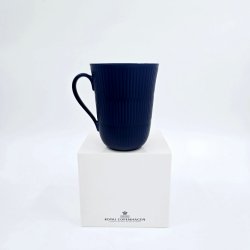 Royal Copenhagen Bl Riflet Krus nr. 497. sortering 1 