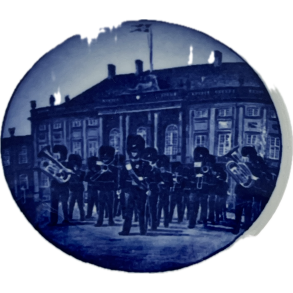 Royal Copenhagen Mini Platte Vagtparaden 69-2010 