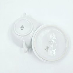 Hvid Elegance Bouillonkop nr. 247. sortering 2 