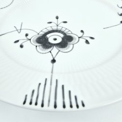 Sort Mega Riflet Middagstallerken nr. 627. sortering 1  