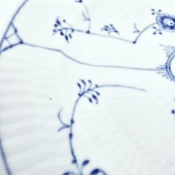 Musselmalet Riflet Ovalt fad nr. 97. sortering 1 