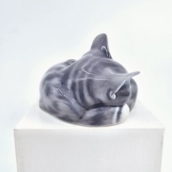 Royal Copenhagen Figur Sovende Kat nr. 422. sortering 1 