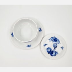 Bl Blomst Kantet Smrskl nr. 10-8574. sortering 1