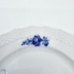 Bl Blomst Svejfet Kagetallerken nr. 10-1626. sortering 1 