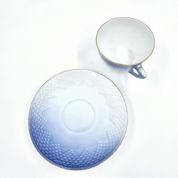 Mgestel Stor Kop nr. 103 Med Guldkant 2 sortering 