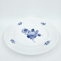 Bl Blomst Flettet Middagstallerken nr. 10-8097. sortering 1