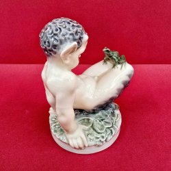 Royal Copenhagen Figur Faun Med Fr nr. 1713. sortering 1  