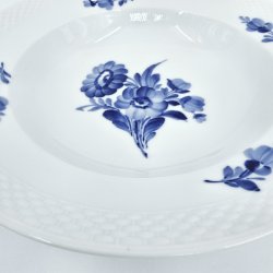 Bl Blomst Flettet Dyb Tallerken nr. 10-8106. sortering 1 