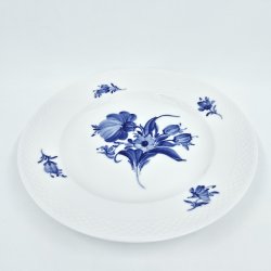 Bl Blomst Flettet Lille Middagstallerken nr. 10-8096. sortering 1