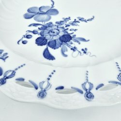 Bl Blomst Helblonde Stort Rundt Fad nr. 10-1722. sortering 1 Sjldent 