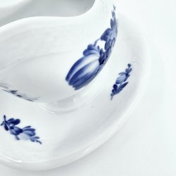 Bl Blomst Flettet Sovseskl nr. 10-8069. sortering 1 