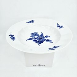 Bl Blomst Kantet Stor Dyb Tallerken nr. 10-8546. sortering 1