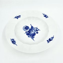 Bl Blomst Kantet Stor Dyb Tallerken nr. 10-8546. sortering 2