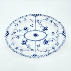 Musselmalet Halvblonde Ovalt Fad nr. 1-532. sorterin 2 