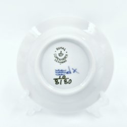 Bl� Blomst Flettet Rund Asiet nr. 10-8180. sortering 1