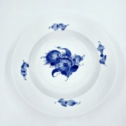 Bl� Blomst Flettet Stor Dyb Tallerken nr. 10-8107. sortering 2