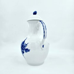 Bl� Blomst Flettet Kaffekande nr. 10-8189. Sortering 1   