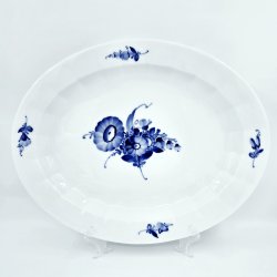 Bl� Blomst Kantet Stort Ovalt Fad nr. 10-8540. sortering 2
