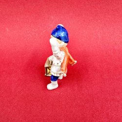 Royal Copenhagen Figur Dreng Med Lanterne nr. 260 sortering 1 