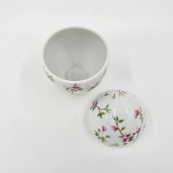 Royal Copenhagen Bonbonniere Kirse�rblomst 2018. Sortering 1 