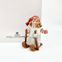 Royal Copenhagen Pixie Nisse P Ski  nr. 179. Sortering 1   