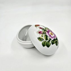 Royal Copenhagen Bonbonniere Rose 2015. Sortering 1