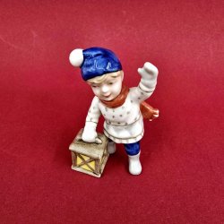 Royal Copenhagen Figur Dreng Med Lanterne nr. 260 sortering 1 
