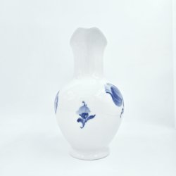 Bl� Blomst Flettet Chokoladekande nr. 10-8147. sortering 1  