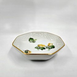 Erantis Ottekantet Asiet nr. 246 Med Guldkant 1 sortering 