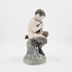 Royal Copenhagen Figur Faun Med Ugle nr. 2907. sortering 1 