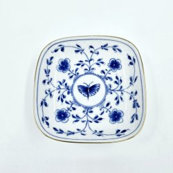 Kipling Sommerfugl Firkantet Asiet nr. 194. sortering 1