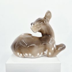 Royal Copenhagen Figur Ddyr Kid nr. 2609. sortering 2  