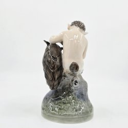 Royal Copenhagen Figur Faun Med Ugle nr. 2907. sortering 1 