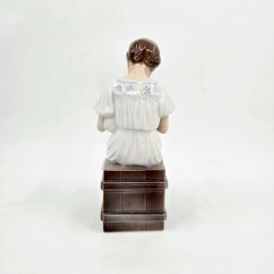 B &amp; G Figur Strikkende Grethe nr. 1656. Sortering 1