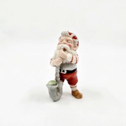 Royal Copenhagen Pixie Nisse Med Pibe nr. 182. Sortering 2  