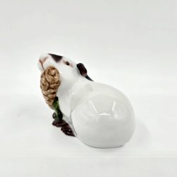 B &amp; G Figur Marsvin Med Majskolbe nr. 2490. sortering 1 