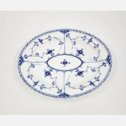 Musselmalet Halvblonde Ovalt Fad nr. 1-532. sorterin 2 