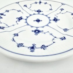 Musselmalet Riflet Middagstallerken nr. 1-328. sortering 2 Hotelporceln 