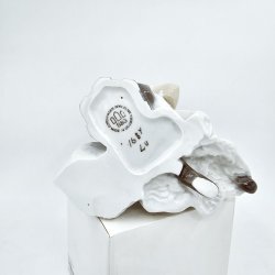 B &amp; G Figur Kvinde Med Guitar nr. 1684. Sortering 1 