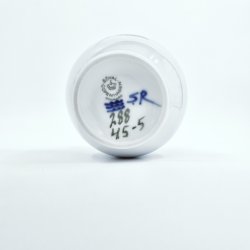Royal Copenhagen Vase Med Brombrranke nr. 288-45-5. sortering 1 