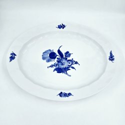 Bl� Blomst Kantet Stort Ovalt Fad nr. 10-8540. sortering 1 