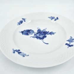 Bl� Blomst Flettet Frokosttallerken nr. 10-8095. sortering 3  