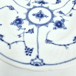 B &amp; G Musselmalet Kagetallerken nr. 28A. sortering 2  