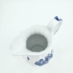 Bl Blomst Kantet Kande nr. 10-8522. sortering 1  