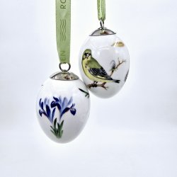 Royal Copenhagen Pskeg Iris / Grnirisk 2010. Sortering 1 