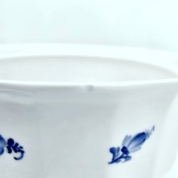 Bl� Blomst Kantet Terrin nr. 10-8532. sortering 3 